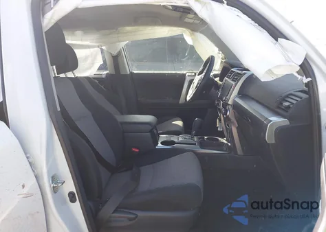 2024 Toyota 4Runner Sr5 из США, поврежденный, VIN JTEEU5JR0R5313971